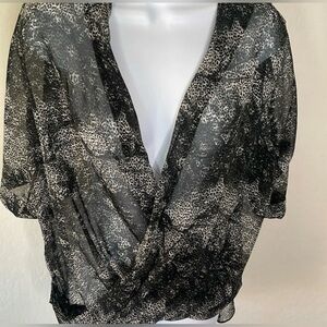 Topshop Leopard Print Sheer Blouse V-Neck High Low Hem Relaxed Fit Black Gray